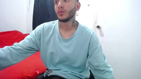 Snapshot of esjrobles chatting on 4, 10, 2025 Esteban online show from 4, 10, 2025