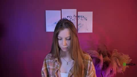 esme_moore_ online show from 25, 10, 2025