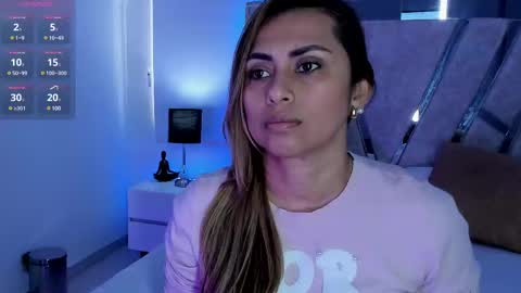 esmerald_golden online show from 11, 3, 2025