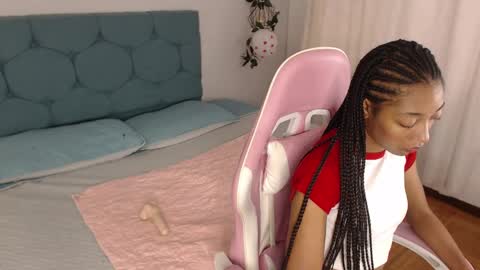Snapshot of esmeralda_bk chatting on 4, 2, 2025 esmeralda_bk online show from 4, 2, 2025