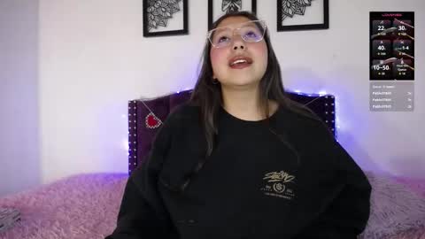 Snapshot of esmeralda_pym chatting on 7, 2, 2026 Esmeralda online show from 7, 2, 2026