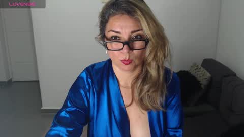 Snapshot of esperanza86_ chatting on 3, 1, 2025 Juliana online show from 3, 1, 2025