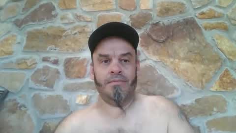 Snapshot of essensualelf chatting on 13, 9, 2025 Essensual Elf online show from 13, 9, 2025