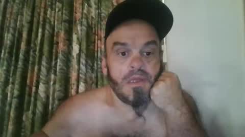 Snapshot of essensualelf chatting on 19, 9, 2025 Essensual Elf online show from 19, 9, 2025