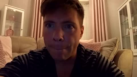 essexlad2022 online show from 6, 4, 2026