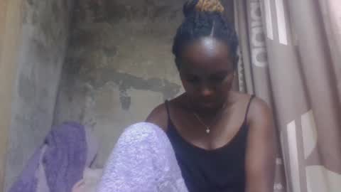estanie online show from 6, 10, 2025