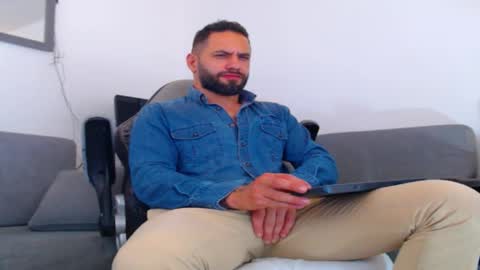 esteban online show from 17, 12, 2025