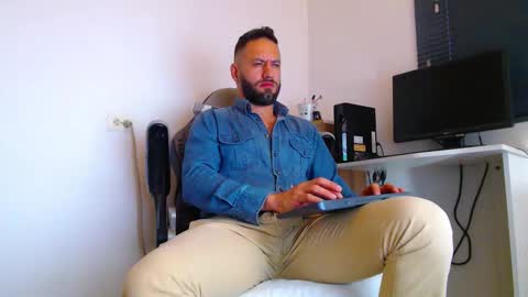 esteban online show from 11, 2, 2026