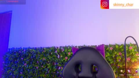 Esteban independent model online show from 13, 10, 2025