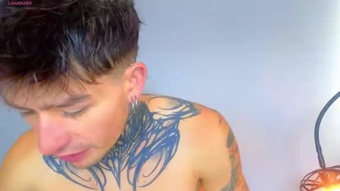 Esteban independent model online show from 10, 11, 2025