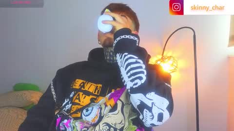 Esteban independent model online show from 16, 12, 2025