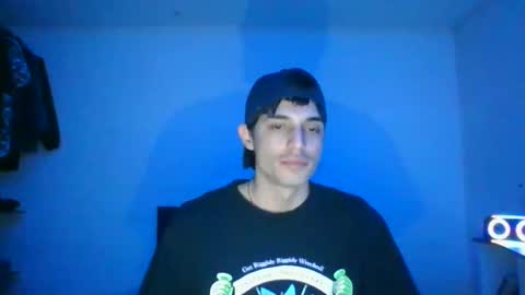 estebankit0 online show from 28, 12, 2024