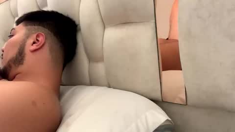 Snapshot of esteeban_ chatting on 28, 3, 2026 esteeban_ online show from 28, 3, 2026