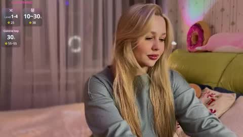 Estella online show from 12, 1, 2026