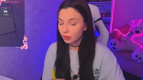 Ester online show from 27, 1, 2025