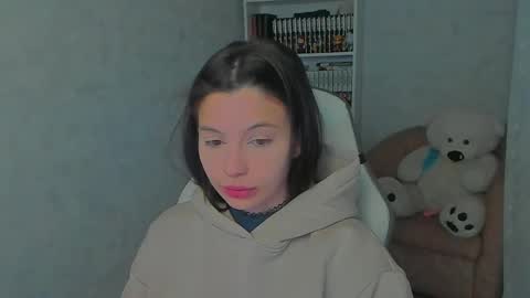 Ester online show from 17, 2, 2025