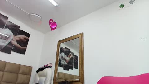 Estrella online show from 6, 3, 2025