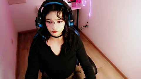 Moon online show from 7, 4, 2026