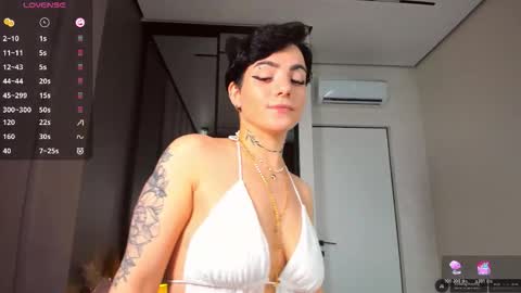 Hi there Im Emma online show from 31, 10, 2025