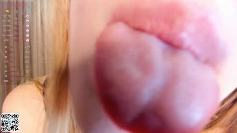 Snapshot of ethalhatchell chatting on 8, 3, 2025 Elsa online show from 8, 3, 2025