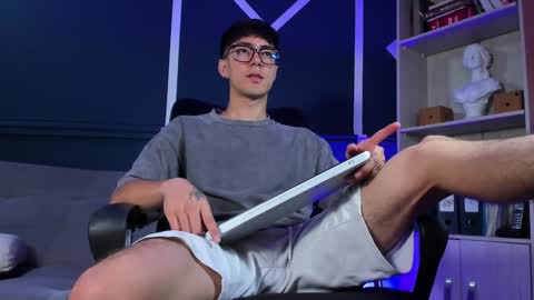 Etham online show from 24, 9, 2025