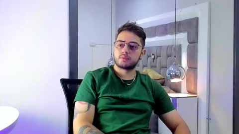 ethan_greys online show from 23, 11, 2025