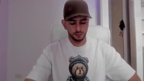 Ethan Muller online show from 31, 1, 2025