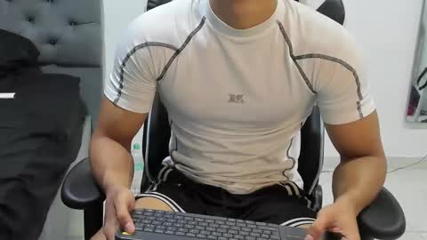 ethan_smitth1 online show from 22, 2, 2025