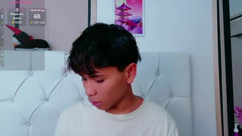 Snapshot of ethan_westt chatting on 1, 5, 2026 Ethan online show from 1, 5, 2026