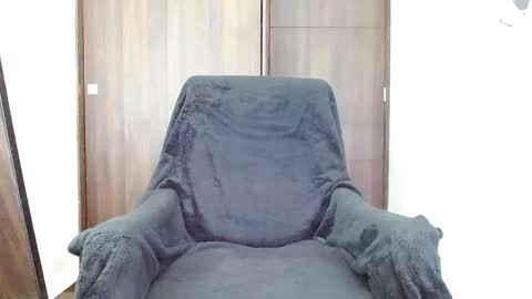 ethangreey1 online show from 6, 1, 2025