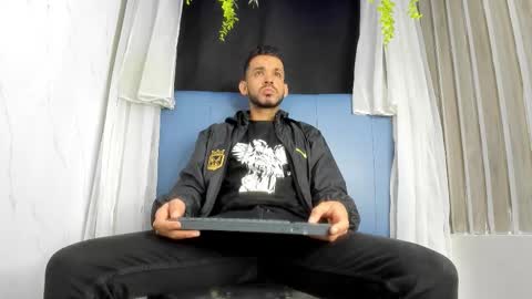 Ethan Grey online show from 10, 1, 2026