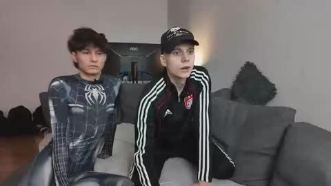 Hugo and Ethan online show from 13, 2, 2026