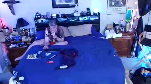 Snapshot of ethanja7 chatting on 13, 10, 2025 Bedtime Stories online show from 13, 10, 2025