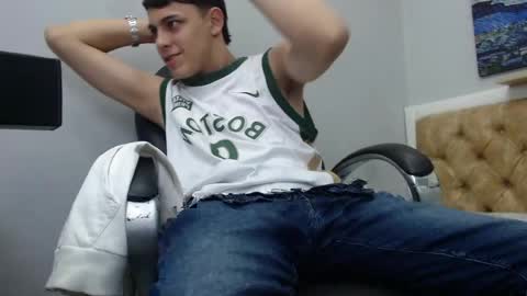 Snapshot of ethanx18 chatting on 13, 5, 2026 ethanx18 online show from 13, 5, 2026