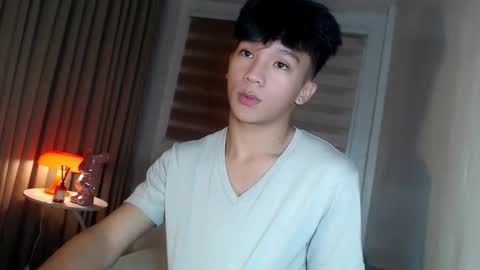 Snapshot of etherealboytoy4hire chatting on 5, 4, 2026 Rey online show from 5, 4, 2026