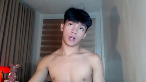 Snapshot of etherealboytoy4hire chatting on 11, 4, 2026 Rey online show from 11, 4, 2026