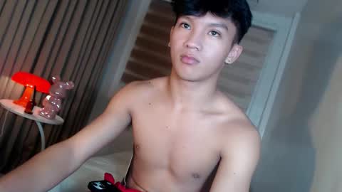 Snapshot of etherealboytoy4hire chatting on 11, 4, 2026 Rey online show from 11, 4, 2026