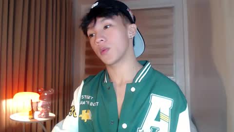 Snapshot of etherealboytoy4hire chatting on 13, 4, 2026 Rey online show from 13, 4, 2026