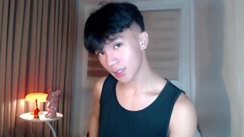 Snapshot of etherealboytoy4hire chatting on 17, 4, 2026 Rey online show from 17, 4, 2026
