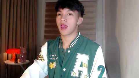 Snapshot of etherealboytoy4hire chatting on 27, 4, 2026 Rey online show from 27, 4, 2026