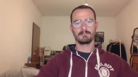 Snapshot of europe_bang chatting on 17, 10, 2025 Andrea online show from 17, 10, 2025