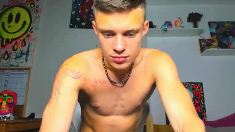 Snapshot of eva_and_adam1 chatting on 27, 9, 2025 Hot Couple online show from 27, 9, 2025