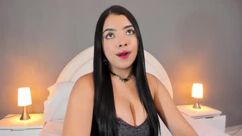 EVA  online show from 26, 2, 2025