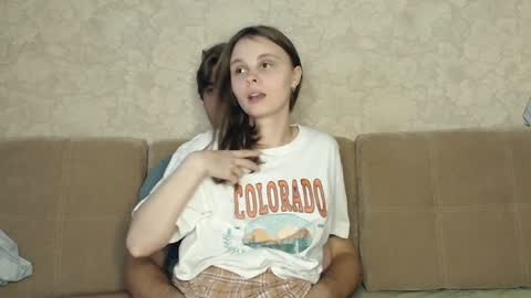 Eva Calvin online show from 3, 2, 2025