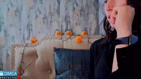 eva delight online show from 21, 10, 2025