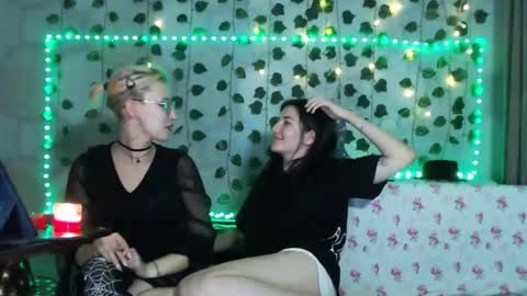 Snapshot of eva_forrest chatting on 4, 10, 2025 eva_forrest online show from 4, 10, 2025
