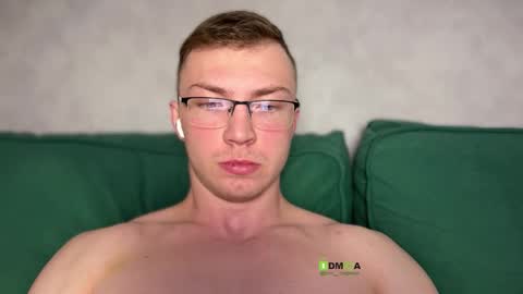 Eva and Iron online show from 29, 3, 2026