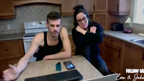 Eva  Jake online show from 12, 2, 2025