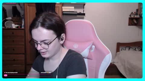 Snapshot of eva_katt chatting on 15, 2, 2025 Gamer Katt online show from 15, 2, 2025