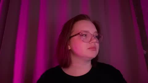 eva_kittenn online show from 3, 12, 2025